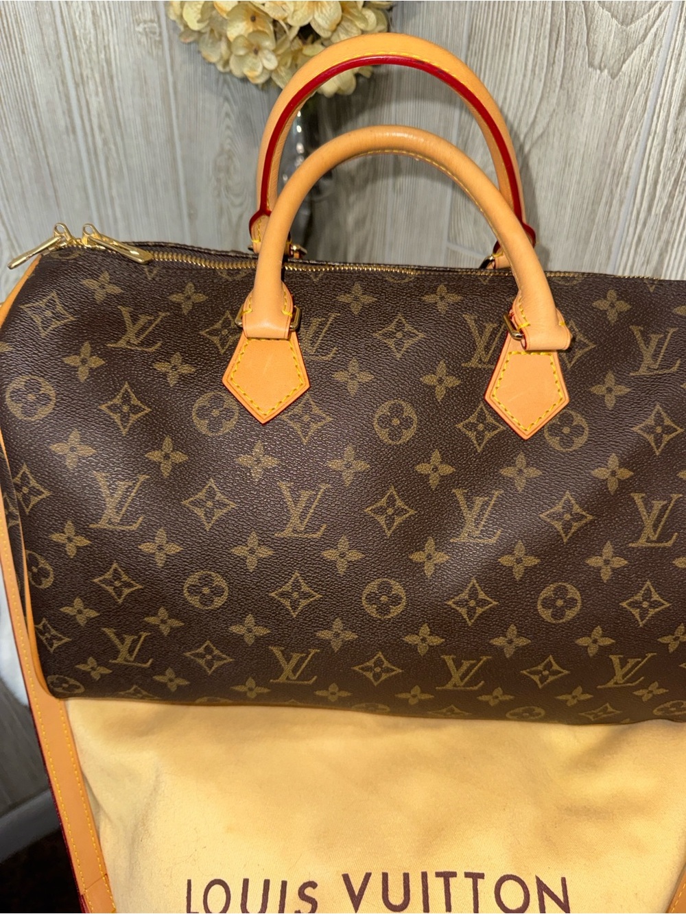 Designer Inspired Classic Monogram Travel Satchel in Brown with leather handles - Picture 6 of 6